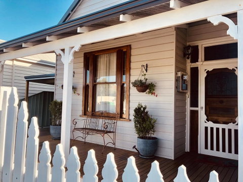Railway Cottage - Australian Directory 1