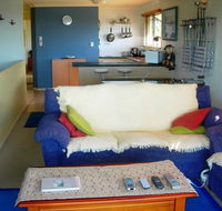 Rainbow Breezes 4 - Rainbow Beach Townhouse with breath-taking ocean views to Fraser Island - Australian Directory