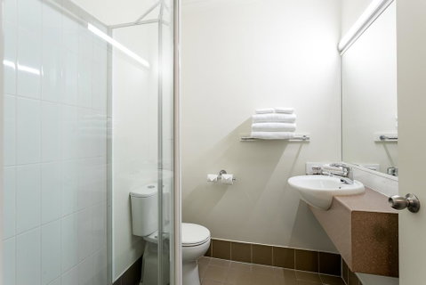 Redcliffe Motor Inn - Australian Directory 2