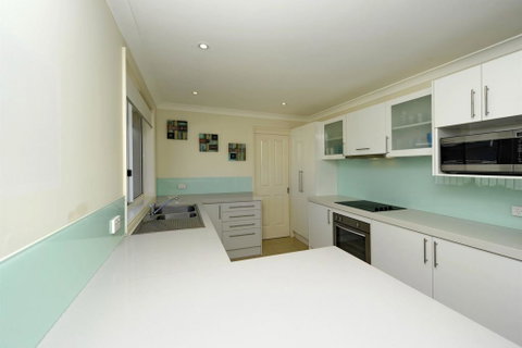 Reef Close, 1/2 - Australian Directory 0
