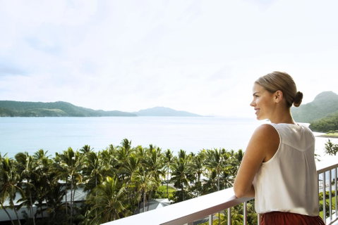 Reef View Hotel - Australian Directory 2