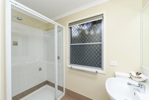 Reflections Holiday Parks Massy Greene - Australian Directory 3
