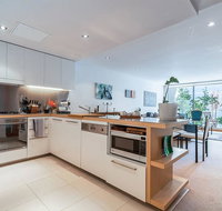 Relaxed Apartment In Camperdown - Australian Directory