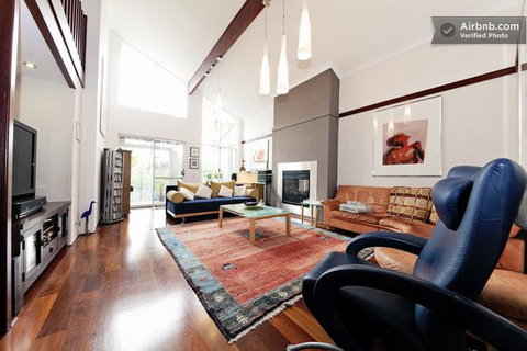 Resort-style Home - Australian Directory 3