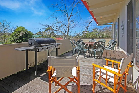 REST ASHORE At MOLLYMOOK - Australian Directory 0