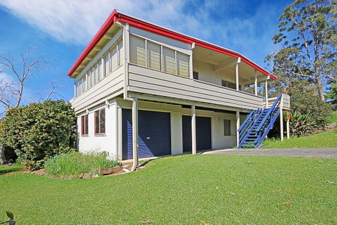 REST ASHORE At MOLLYMOOK - Australian Directory 2