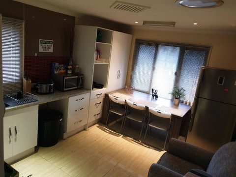 Retro Style Home Stay - Australian Directory 1