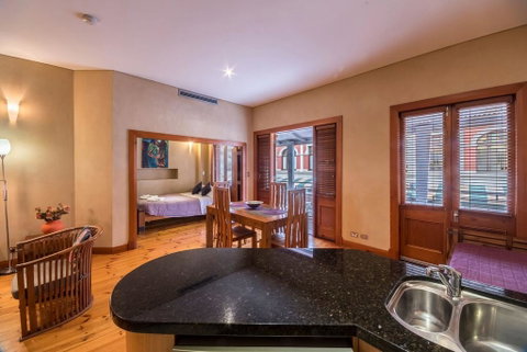 Rialto Apartments Fremantle - Australian Directory 1