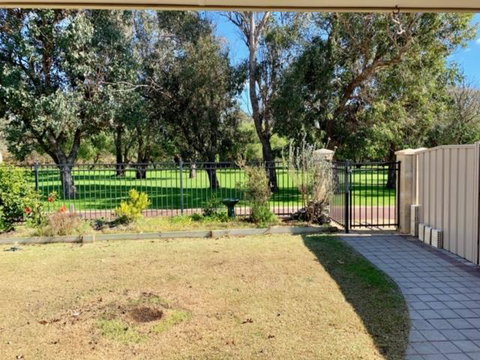 River Glen - Australian Directory 1
