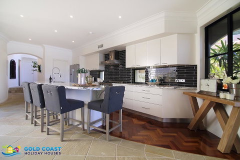 Riverside Escape - Australian Directory 3