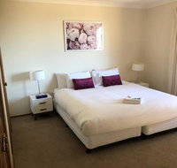 Robin Hill Views - Australian Directory