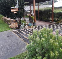 Rockwall Avoca Beach