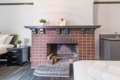 Royal Hotel Ryde - Australian Directory 3