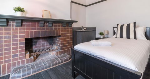 Royal Hotel Ryde - Australian Directory 2