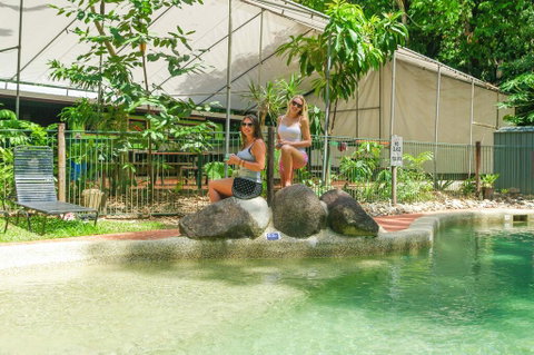 Safari Lodge - Australian Directory 2