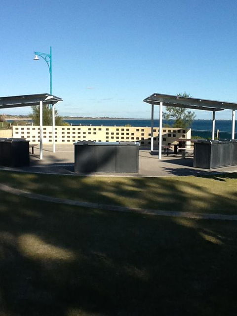 Safety Bay Guest House - Australian Directory 3