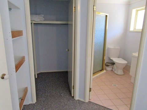 Salamander Way', 99a Salamander Way - Fantastic Duplex Close To Horizons Golf Resort - Australian Directory 2