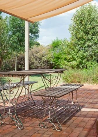 Saltaire Cottages - Australian Directory 3