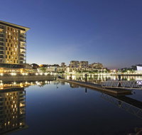 Saltwater Suites - 12  3 Bed Waterfront Apartments - Australian Directory