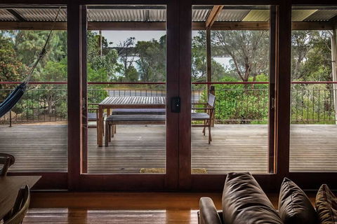 Samphire Beach House - Australian Directory 0
