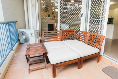 Sanctuary Lake Apartments - Australian Directory 1