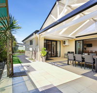 Sandy Bottom - Pet Friendly - 3 Min Walk to Beach - Australian Directory