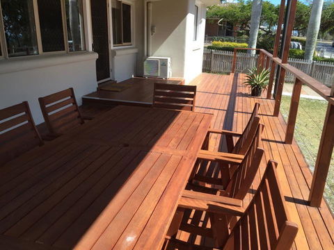 Sandy Footprints - Australian Directory 2