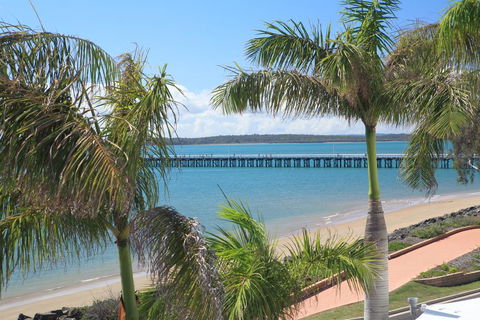 Santalina On Hervey Bay - Australian Directory 2