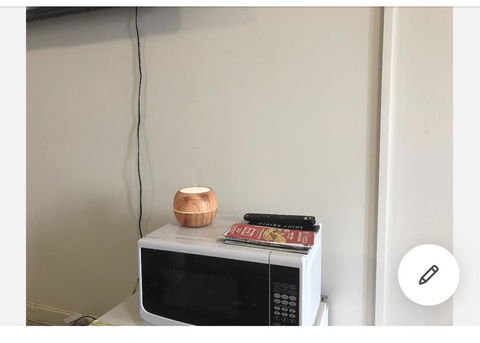 Sassy And Modern Apartment - Australian Directory 1