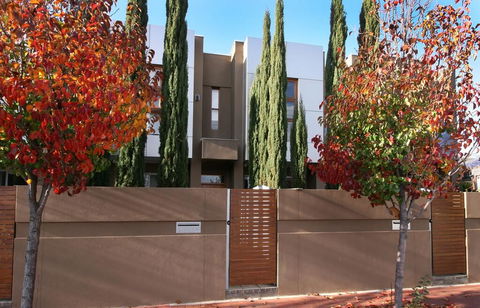 SATOR City Fringe Home Away From Home Pets OK! - Australian Directory 3