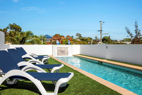 Scarborough Beach Resort Queensland - Australian Directory 1