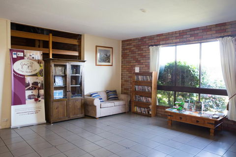 Scone Motor Inn & Apartments - Australian Directory 1