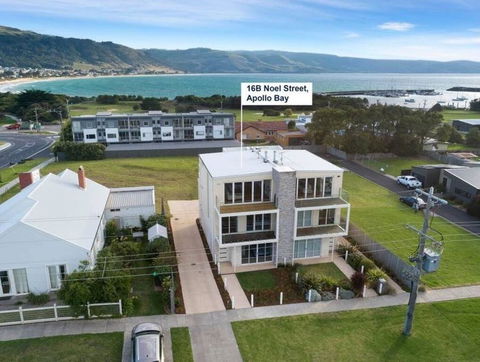 SEA NOOK - Seconds From The Beach - Australian Directory 0
