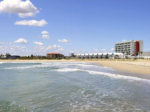 Sea Side 411 - Australian Directory 2