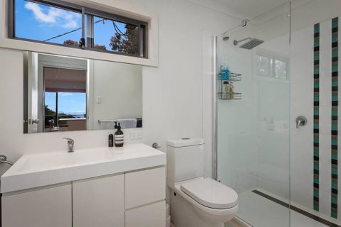 SEA URCHIN - Beautiful Skenes Creek Home - Australian Directory 2