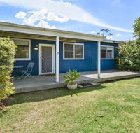 Seahorse - beach just 550m from house - Australian Directory