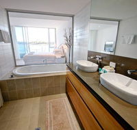 Seapoint 102 - Australian Directory