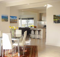 Seaside Retreat - Australian Directory
