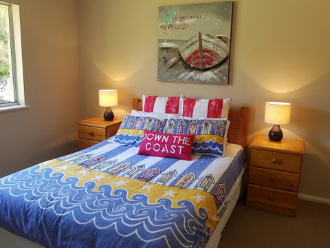 Seaview 48, MOLLYMOOK - Australian Directory 2