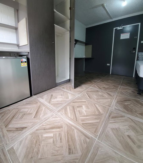 Seranin Bathurst - Australian Directory 3