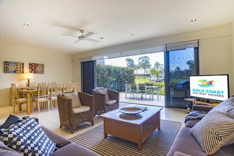 Serenity At The Cove - Australian Directory 2
