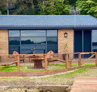 Serenity by the Lake - Australian Directory