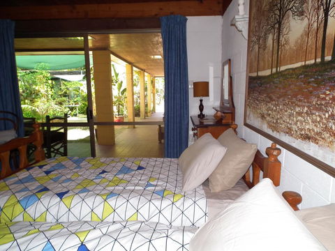 Shady Grove B&B - Australian Directory 0