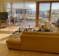 Sheoak Holiday Home - Australian Directory