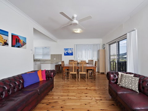 Short Street, 4, The Beach Cottage - Australian Directory 0