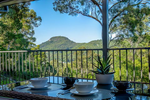 Silhouette Cottage - Australian Directory 2