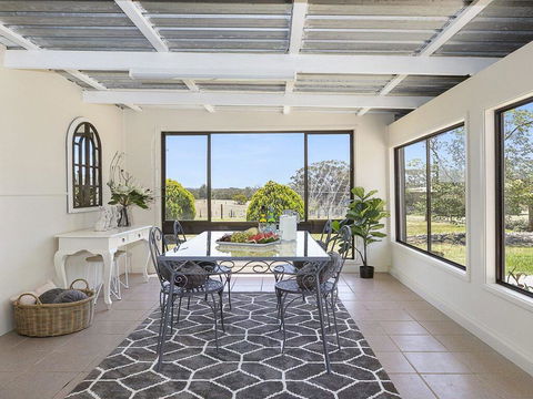 Silky Oak Cottage - Cosy With Country Views - Australian Directory 0