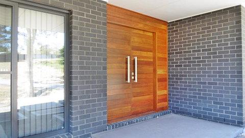Sirocco On Main - Australian Directory 1