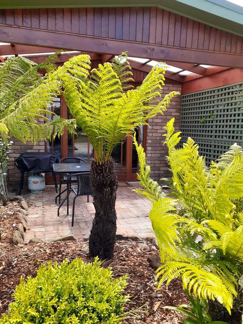 Sleepy Hollow Hideout (Hidout 2) - Australian Directory 1