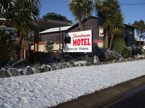 Snowdream Motel - Australian Directory 1